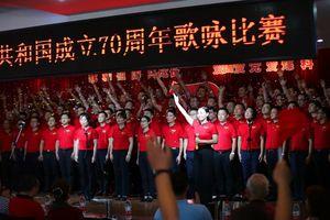 笔记本插了耳机但是只有一边有声音怎么办？游戏画面